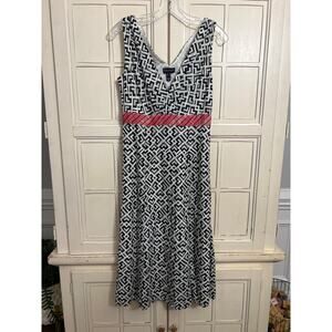 Long Tall Sally size 6 geometric print midi dress